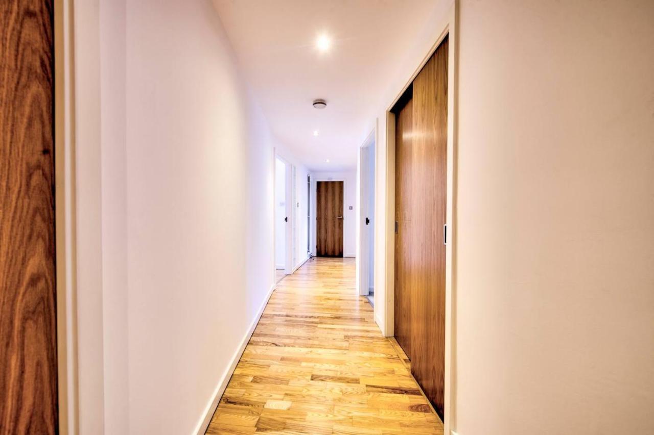 Altido Alluring 3Br Apt Near The Centre With Parking Edinburgh Exterior foto