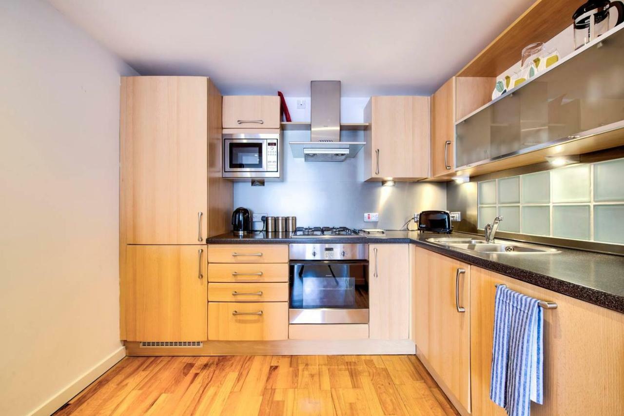 Altido Alluring 3Br Apt Near The Centre With Parking Edinburgh Exterior foto