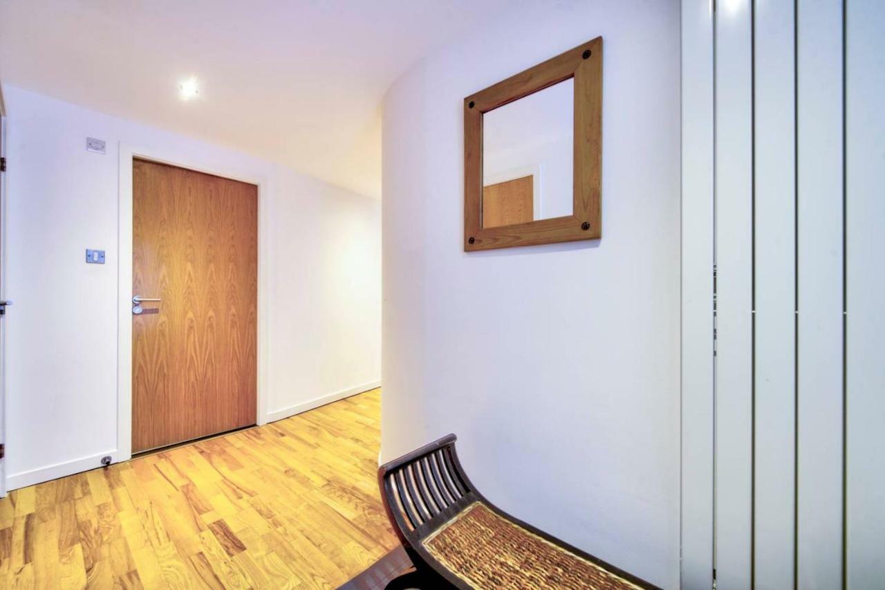Altido Alluring 3Br Apt Near The Centre With Parking Edinburgh Exterior foto